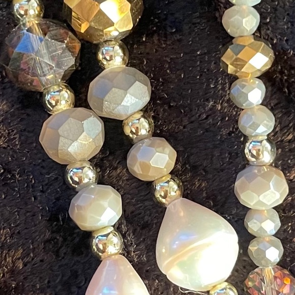 Ole' Grey & Brown Crystal and Pearl Necklace - Picture 2 of 5